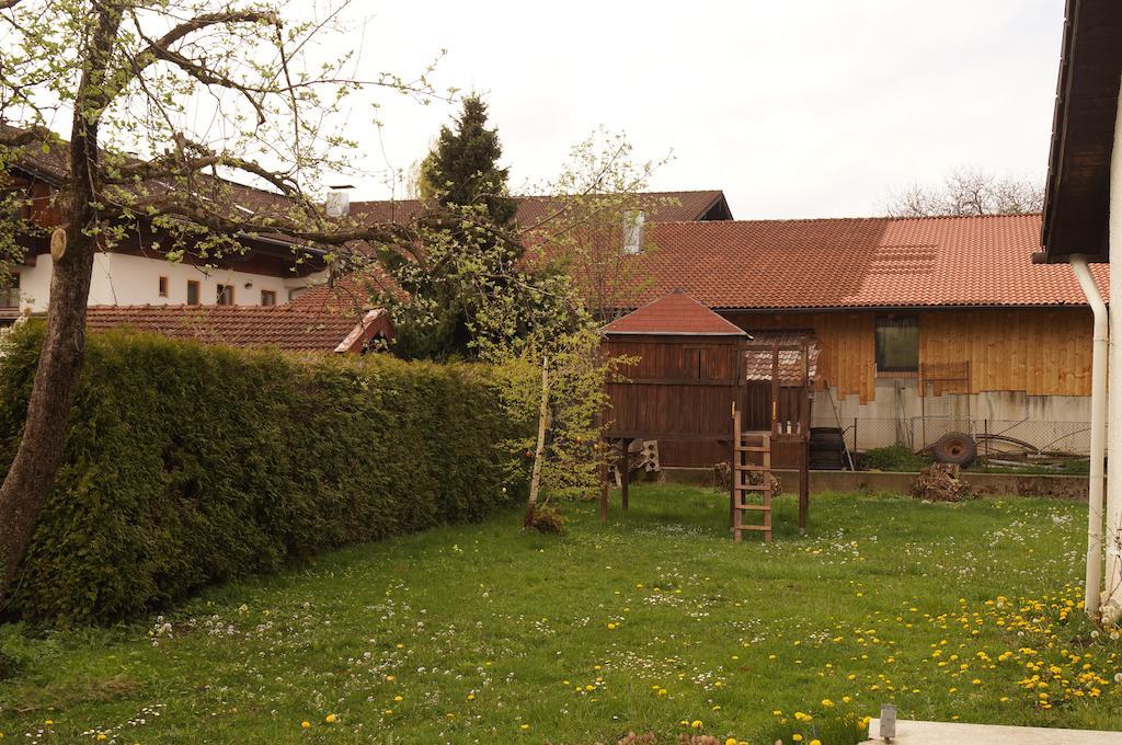 Ferienhaus Chiemsee Villa Ubersee Ruang foto